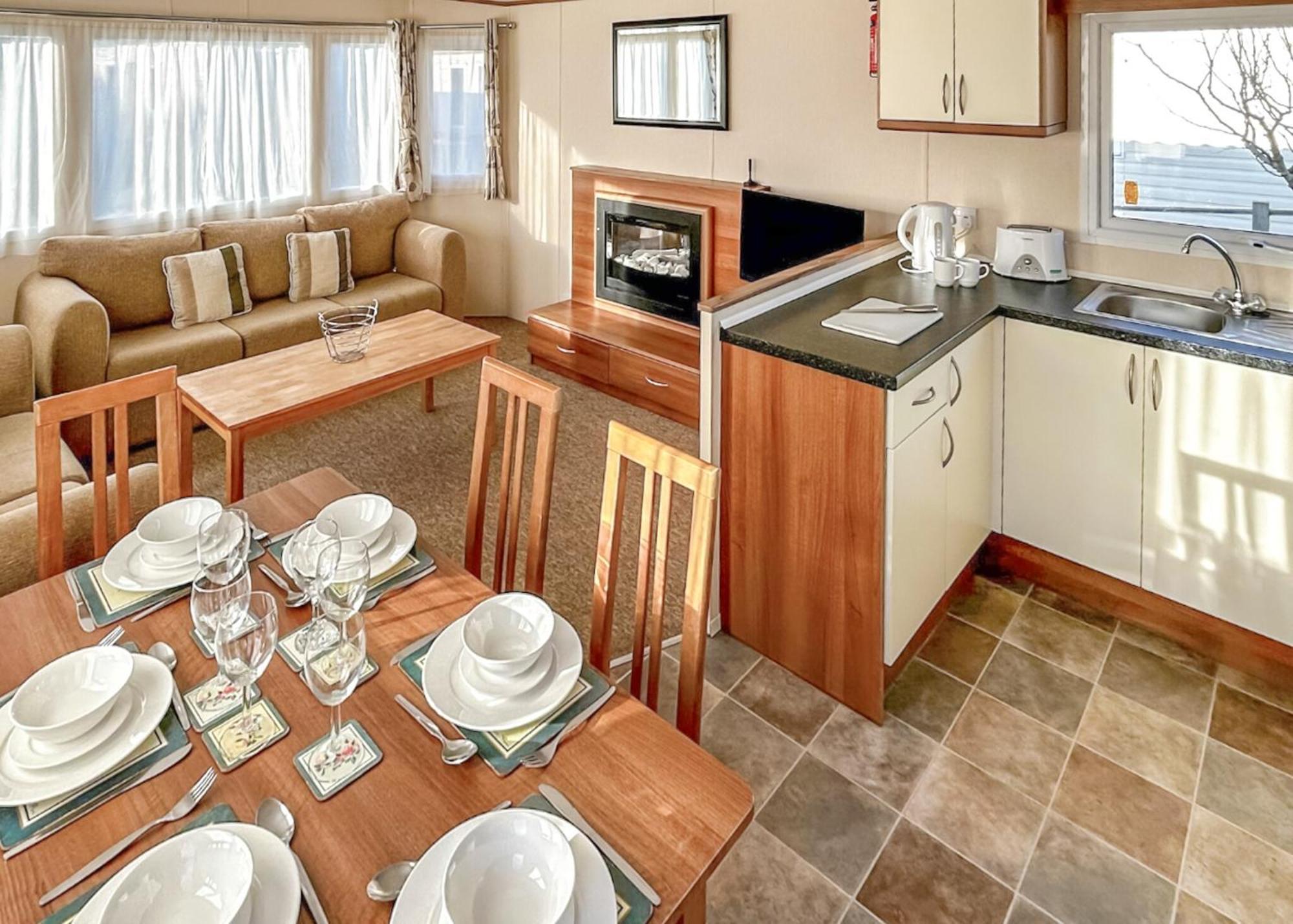 Orchards Holiday Park Newbridge  Rum bild