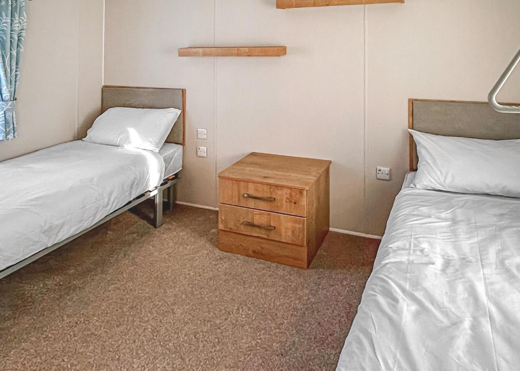 Orchards Holiday Park Newbridge  Rum bild
