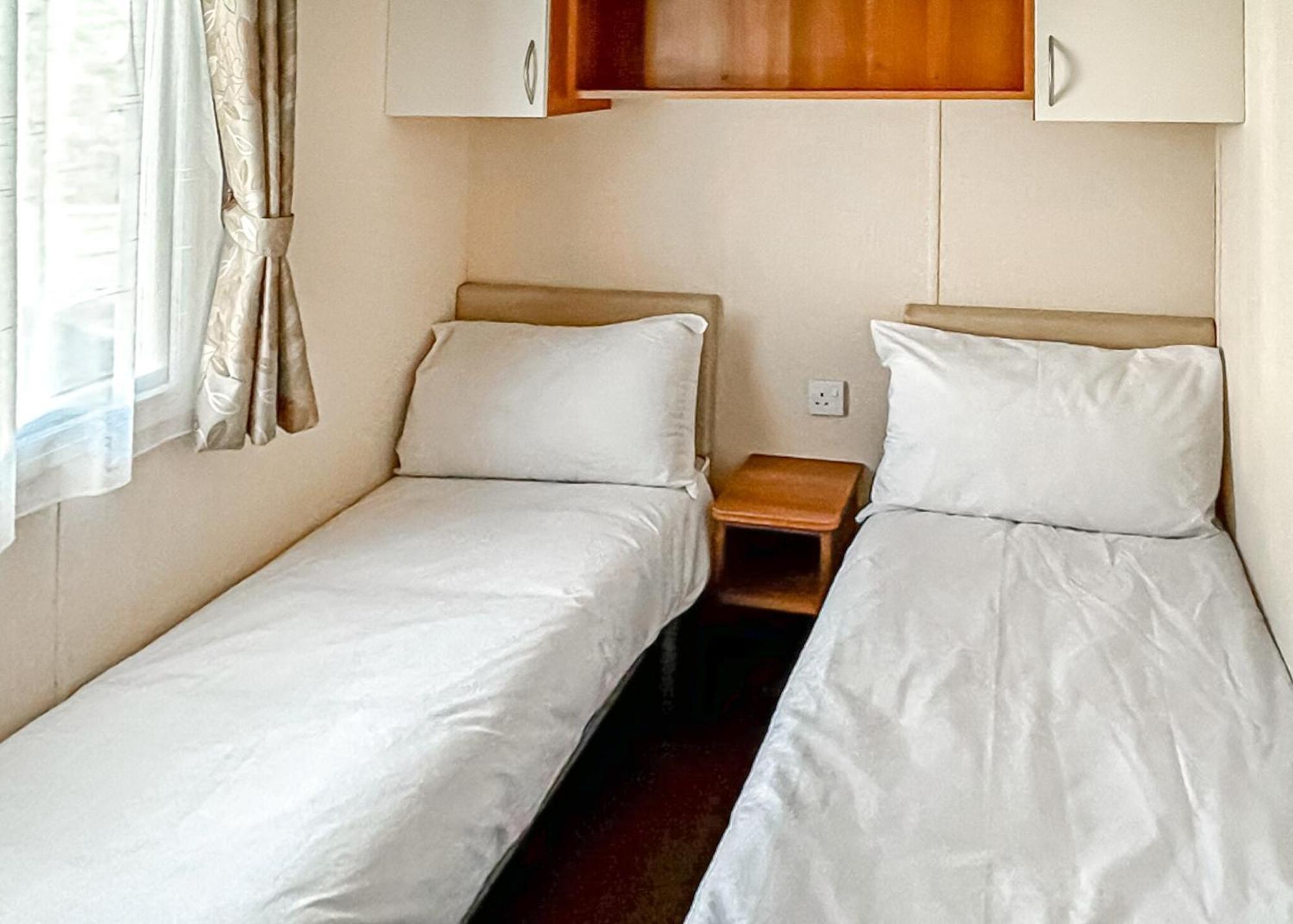 Orchards Holiday Park Newbridge  Rum bild